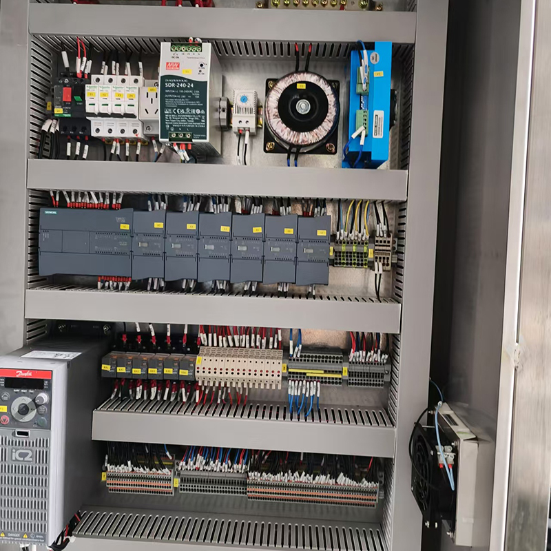 GMP-Reinigungsmaschine